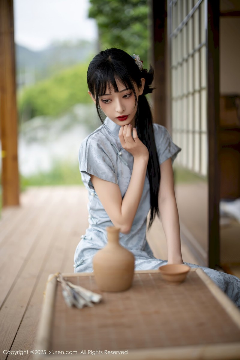 秀人网新人茂木希子日式旗袍肉色丝袜性感写真-绅士社